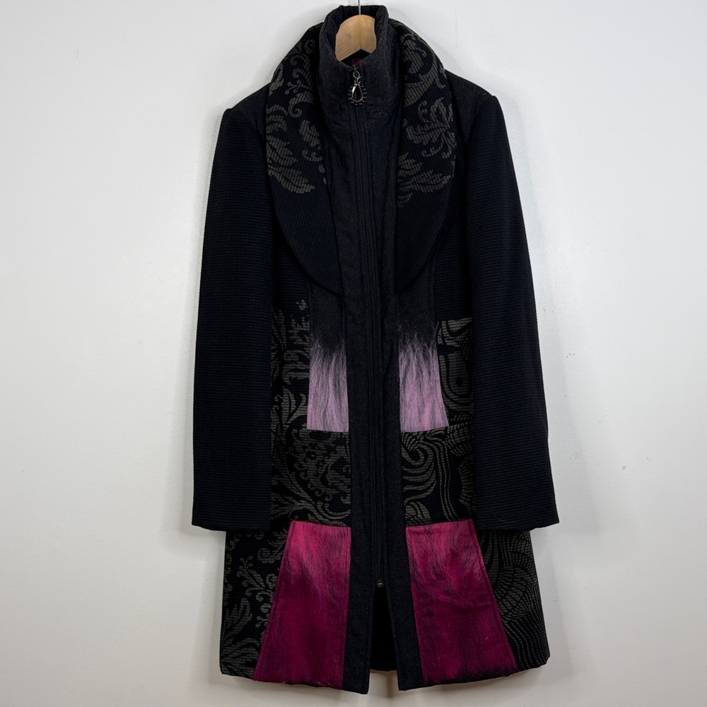 Save the Queen Coat Womens Medium Black Gray Pink Wool Jacket Colorful Eclectic